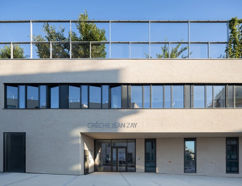 Antony L’Ecole Maternelle